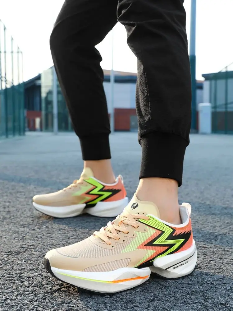 Carbon Plate Marathon Racing Shoes - 2026 초경량 충격흡수 레이싱 카본 플레이트